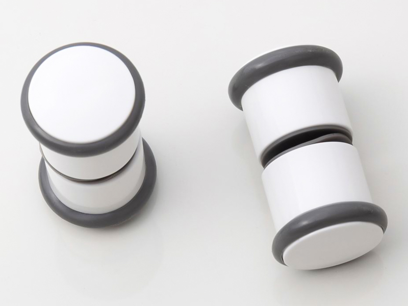 1A Kupaonska plastična ručka za tuš vrata