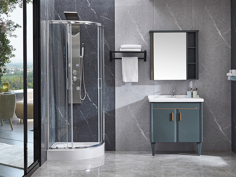 Klizna tuš kabina SE s kromiranim aluminijskim profilom za kupaonicu Klizna tuš kabina SE s kromiranim aluminijskim profilom za kupaonicu