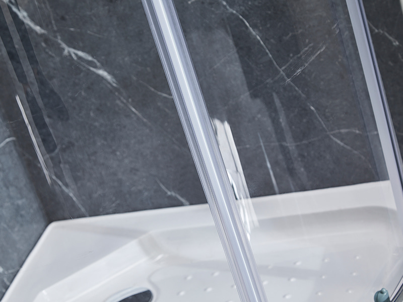 Klizna tuš kabina SE s kromiranim aluminijskim profilom za kupaonicu Klizna tuš kabina SE s kromiranim aluminijskim profilom za kupaonicu