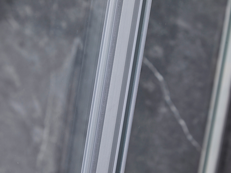 Klizna tuš kabina SE s kromiranim aluminijskim profilom za kupaonicu Klizna tuš kabina SE s kromiranim aluminijskim profilom za kupaonicu