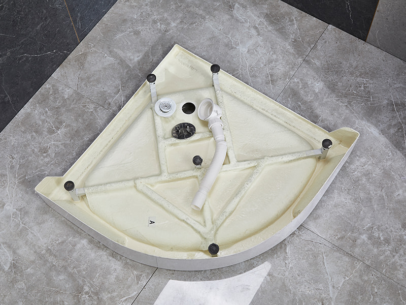 Klizna tuš kabina SE s kromiranim aluminijskim profilom za kupaonicu Klizna tuš kabina SE s kromiranim aluminijskim profilom za kupaonicu